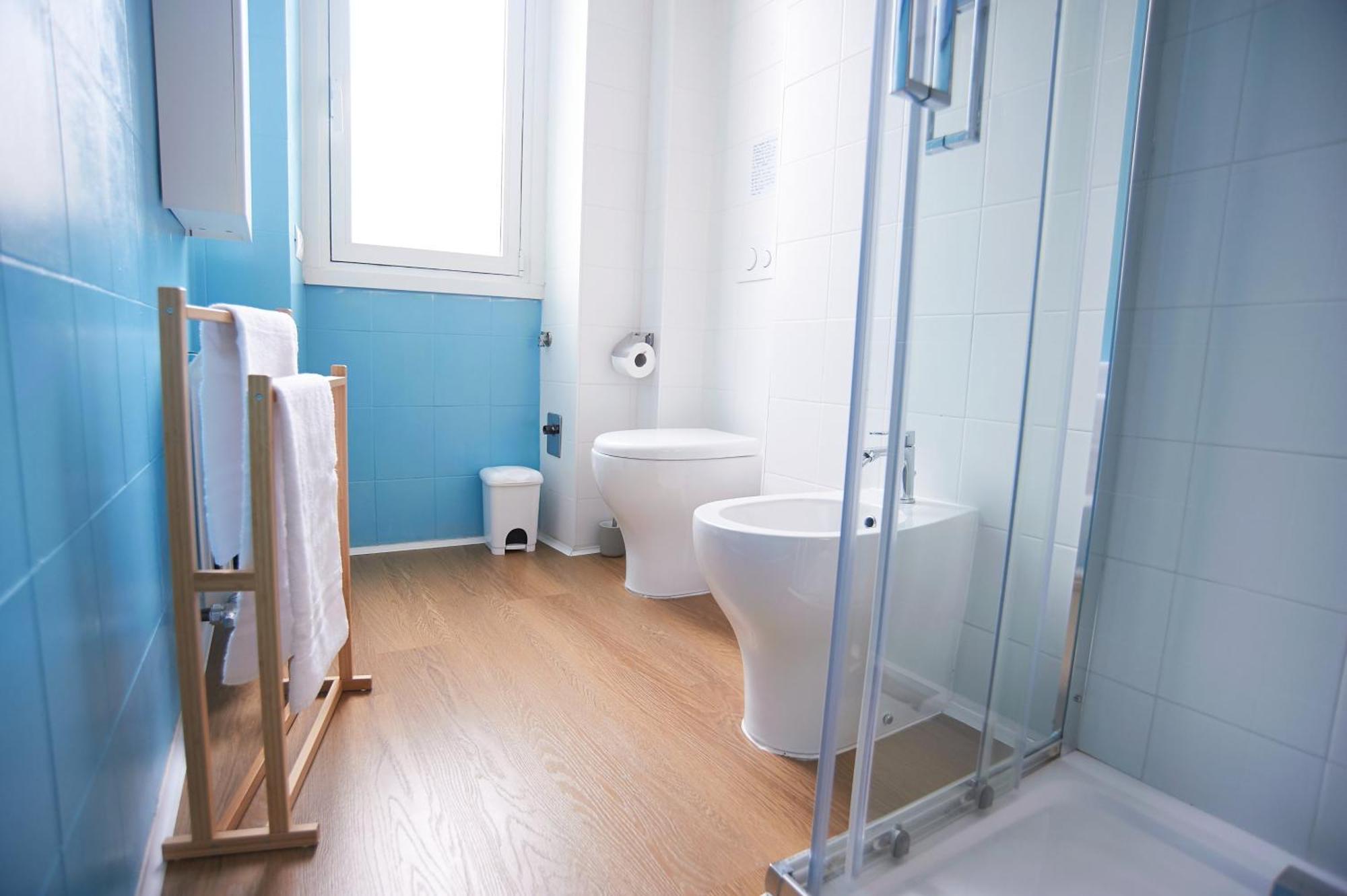 Design & Comfort A Metro A 2 Min Milan