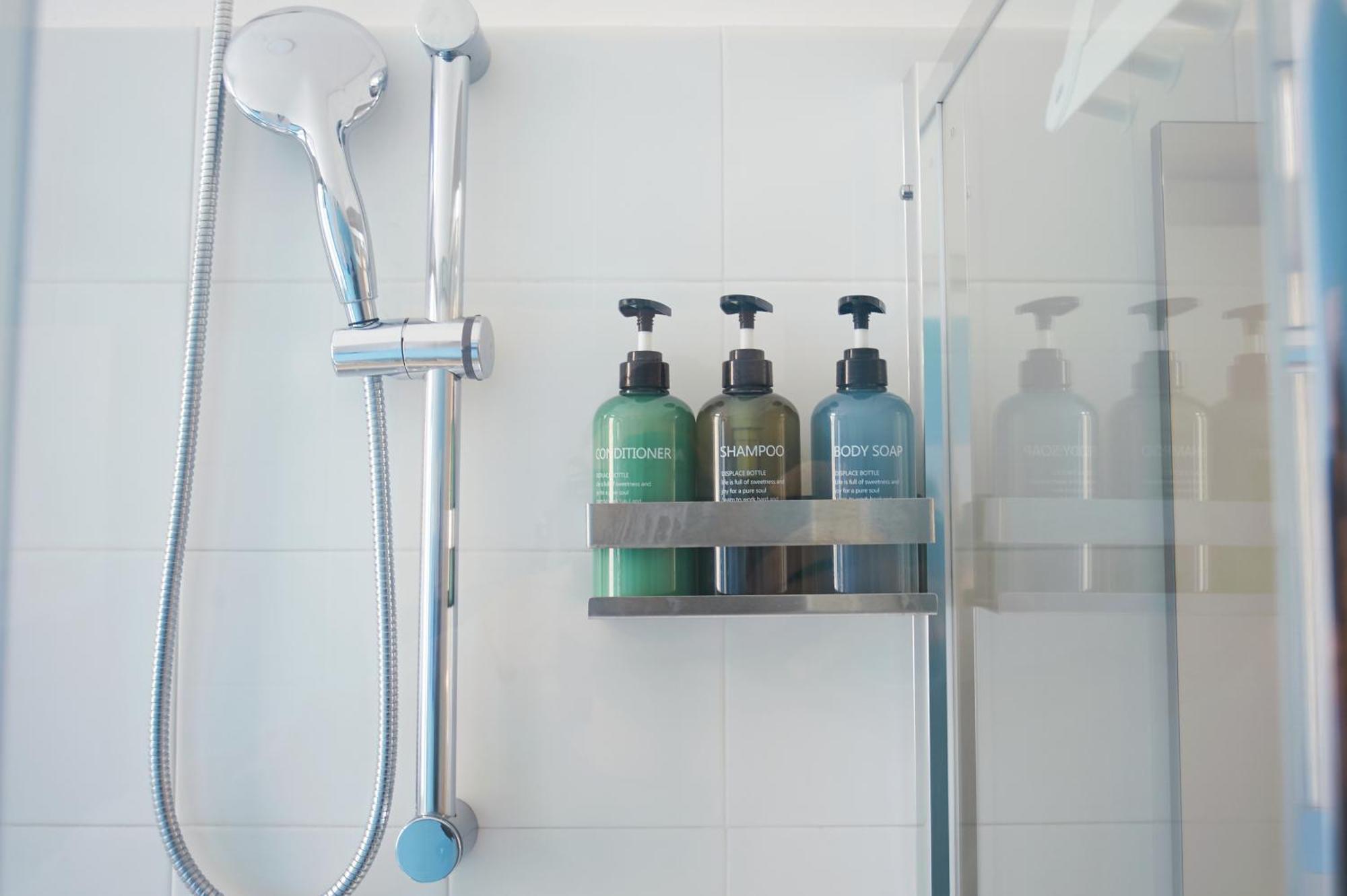 Design & Comfort A Metro A 2 Min Appartement